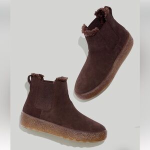 NWT The Toasty Chelsea Boot Pull On Boots in Suede Dark Coffee